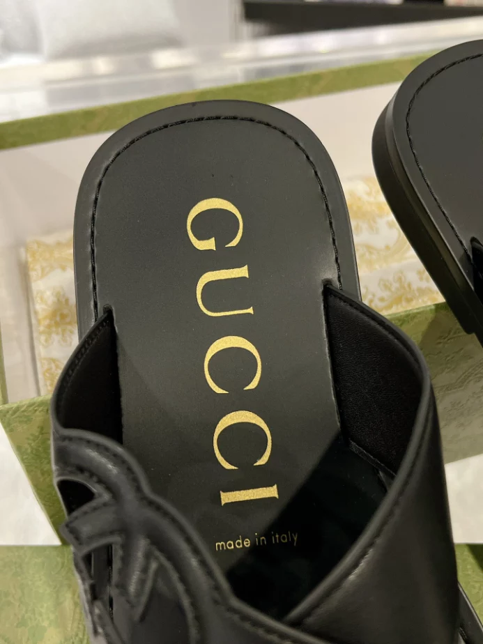 GUCCI MEN'S SLIDE SANDAL - GSL069