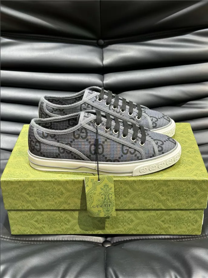 GUCCI SNEAKER