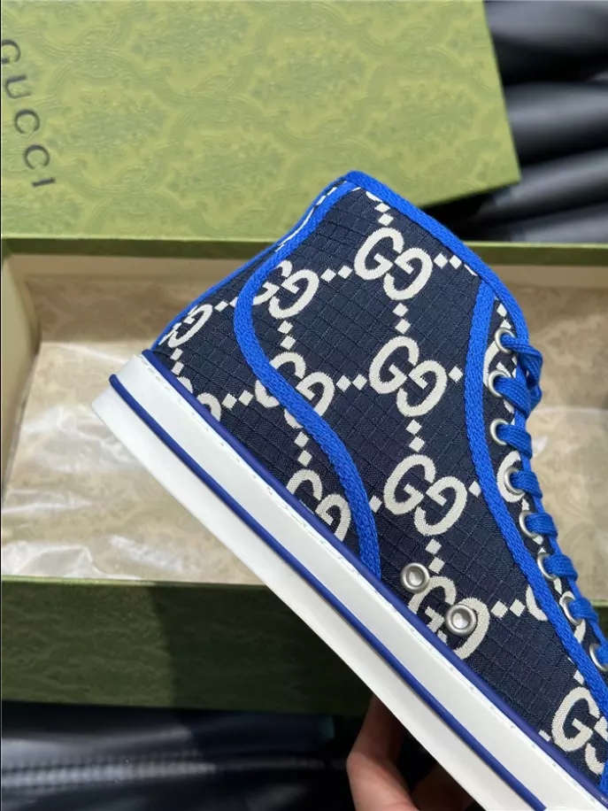 GUCCI SNEAKER
