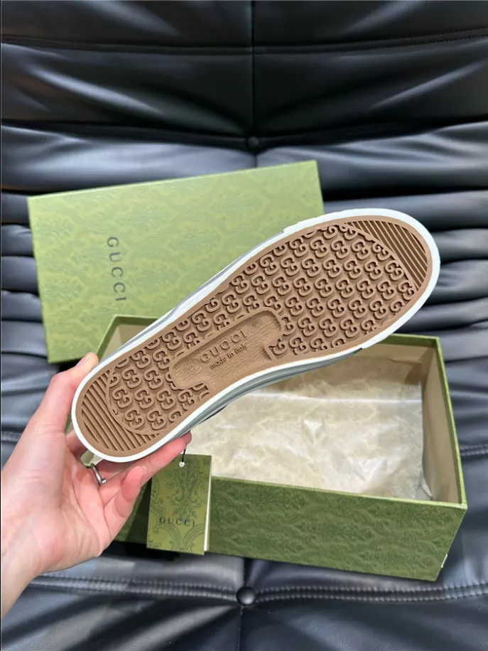 GUCCI SNEAKER