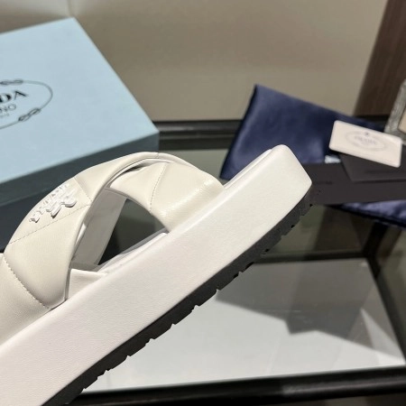 PRADA FLATFORM SANDALS IN WHITE QUILTED NAPPA LEATHER - PSD044