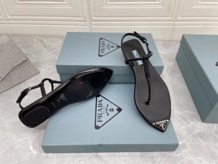 PRADA THONG SANDALS IN BLACK BRUSHED LEATHER - PSD047