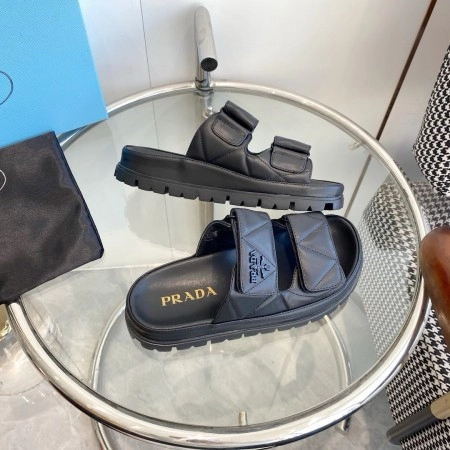 PRADA WOMEN'S SANDALS IN BLACK PADDED NAPPA LEATHER - PSD023