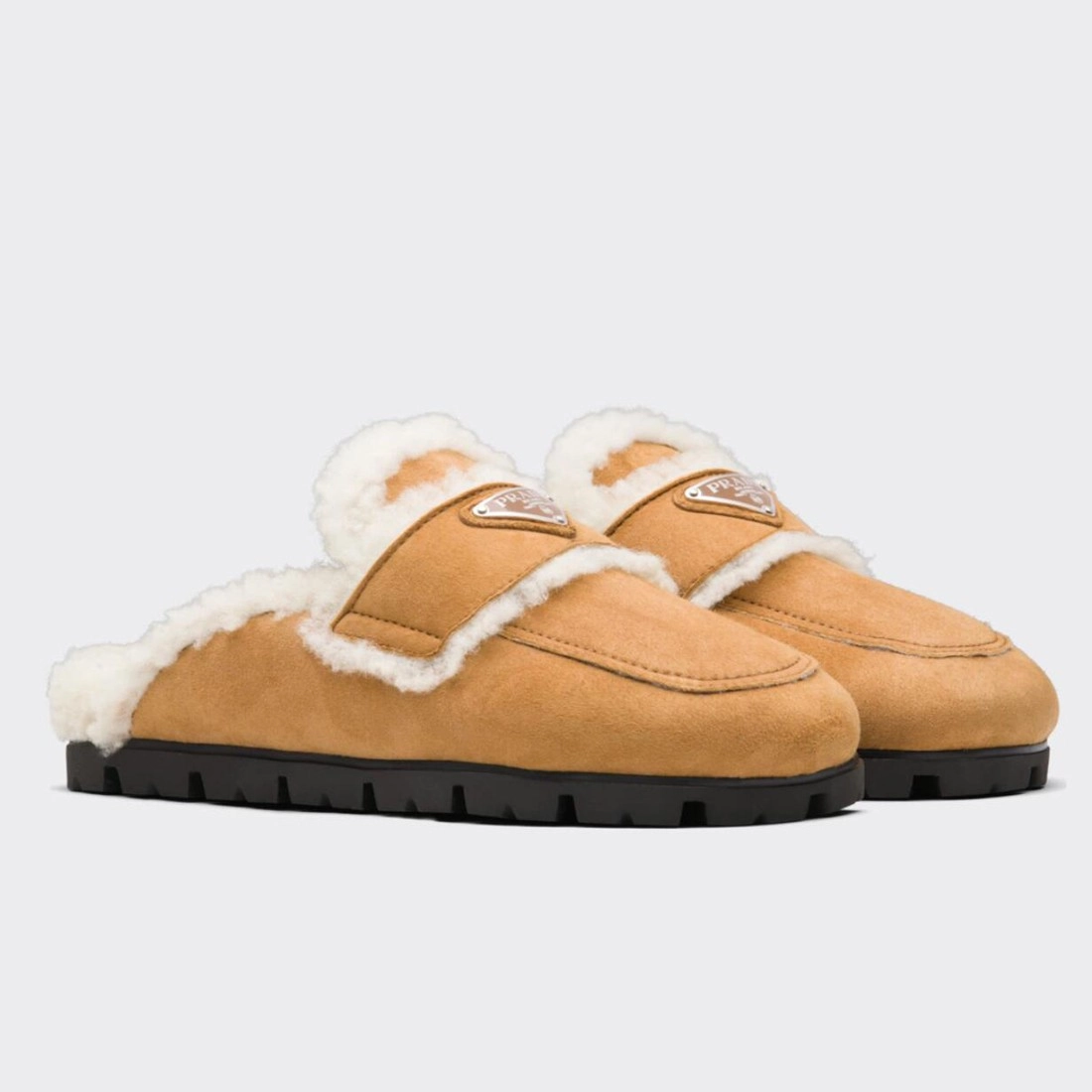 PRADA WOMEN'S SLIPPERS IN TAN SHEARLING - PSD050