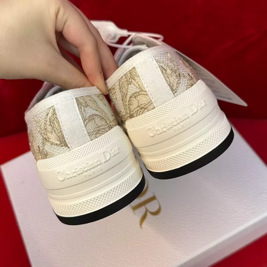 DIOR COUPLE LOW TOP B27 CASUAL SNEAKERS