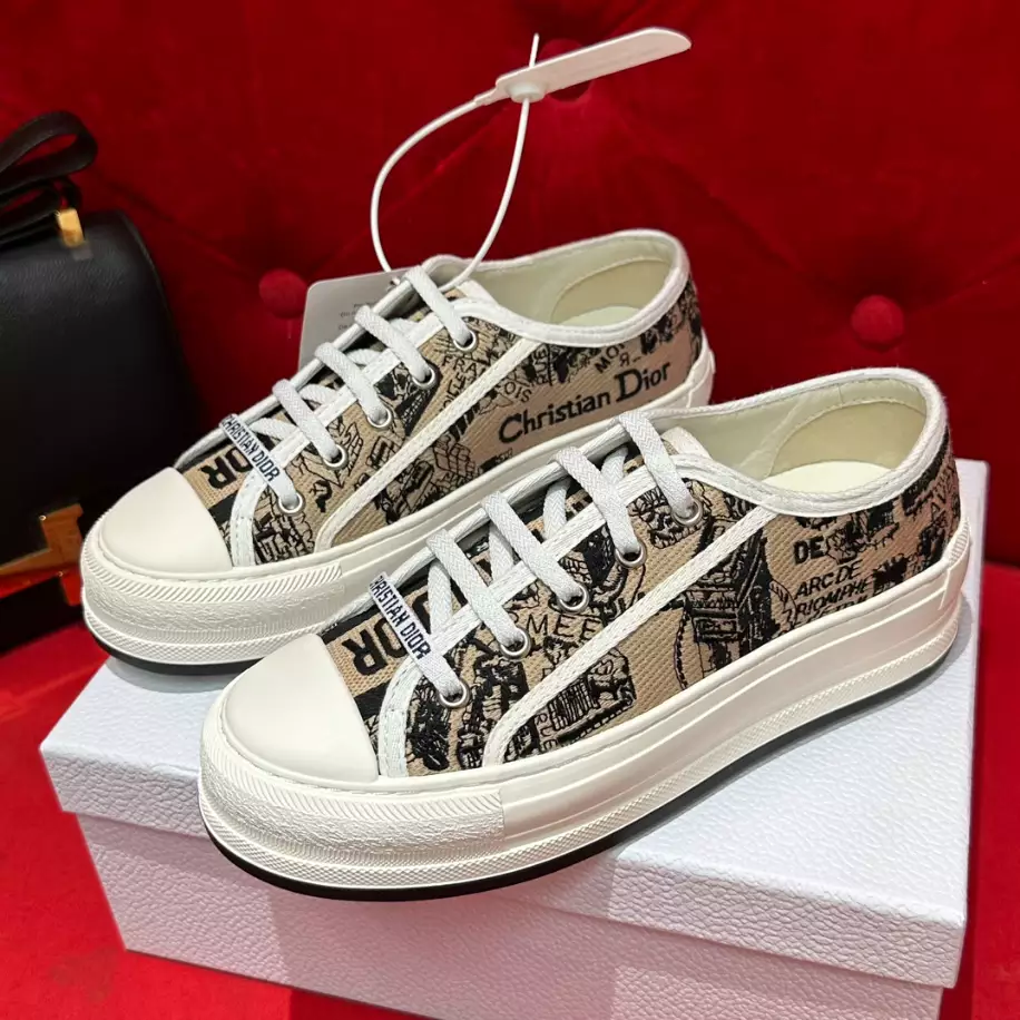 DIOR COUPLE LOW TOP B27 CASUAL SNEAKERS