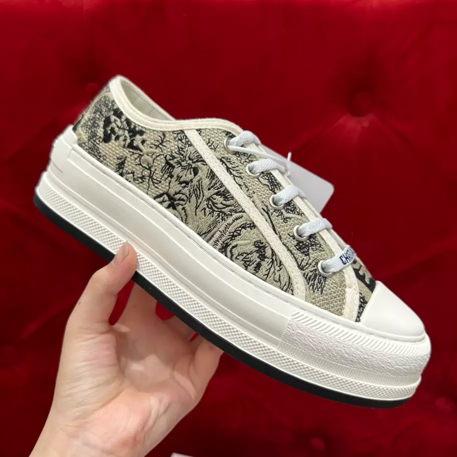 DIOR COUPLE LOW TOP B27 CASUAL SNEAKERS