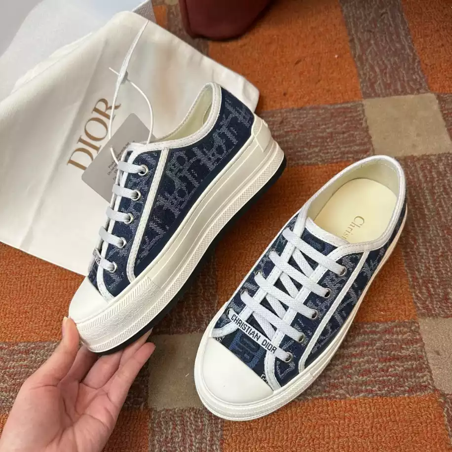 DIOR COUPLE LOW TOP B27 CASUAL SNEAKERS