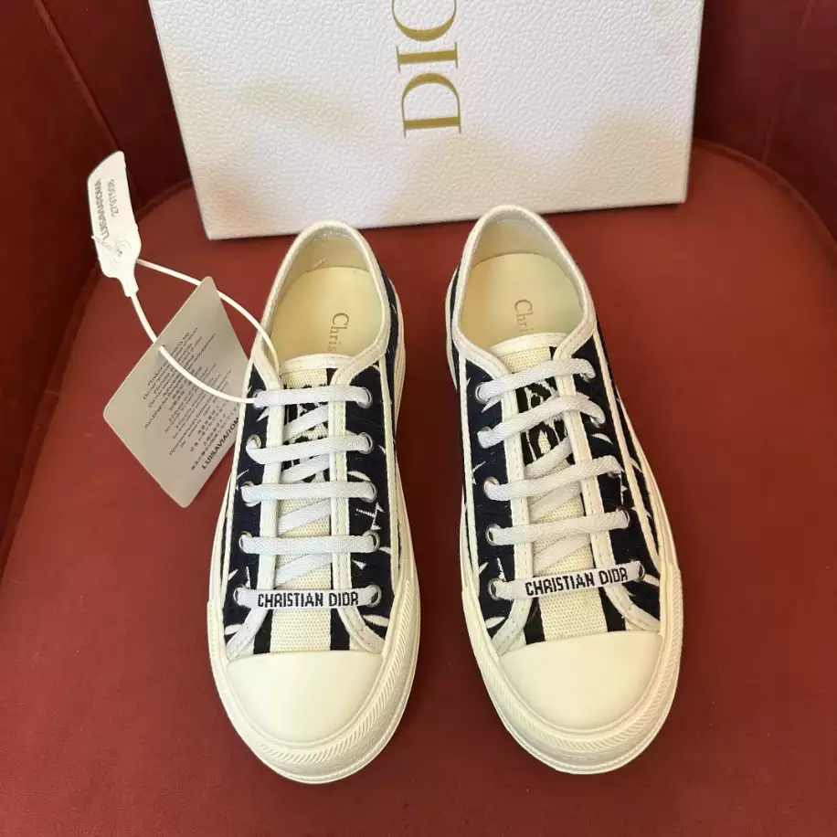 DIOR COUPLE LOW TOP B27 CASUAL SNEAKERS