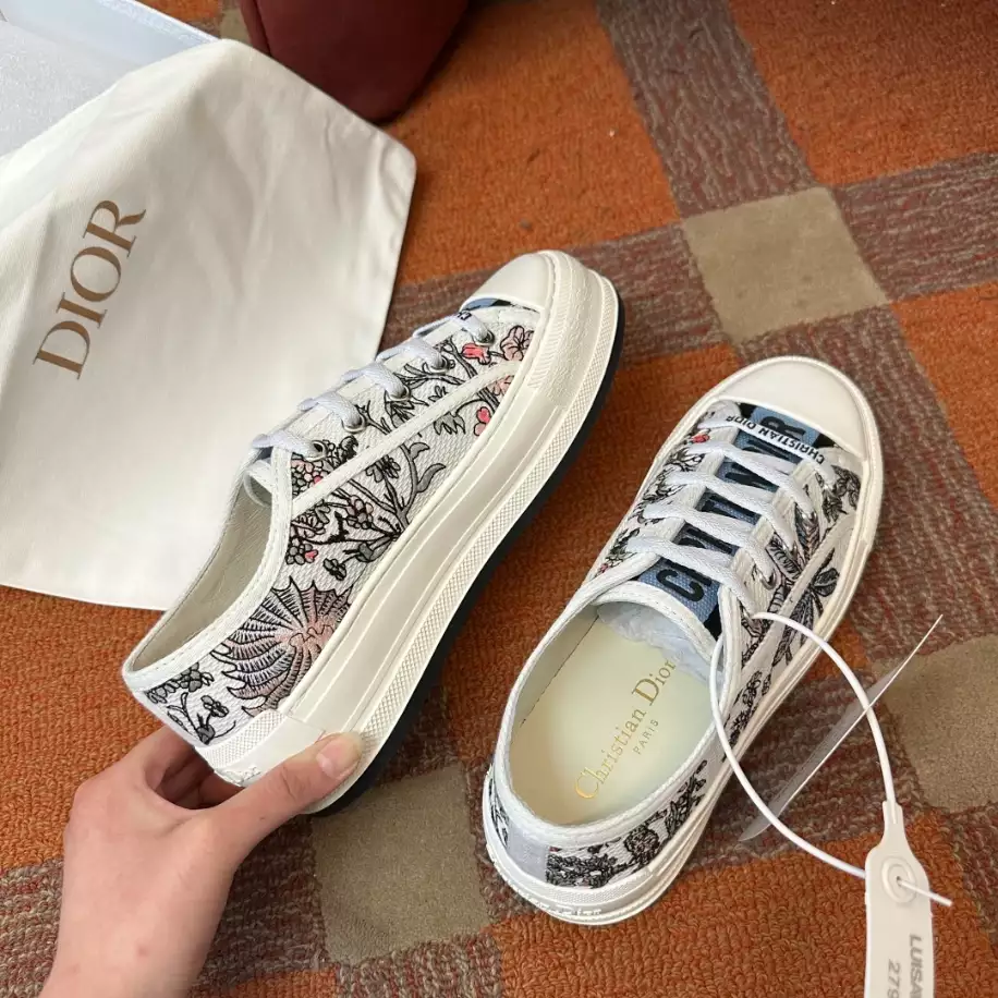 DIOR COUPLE LOW TOP B27 CASUAL SNEAKERS