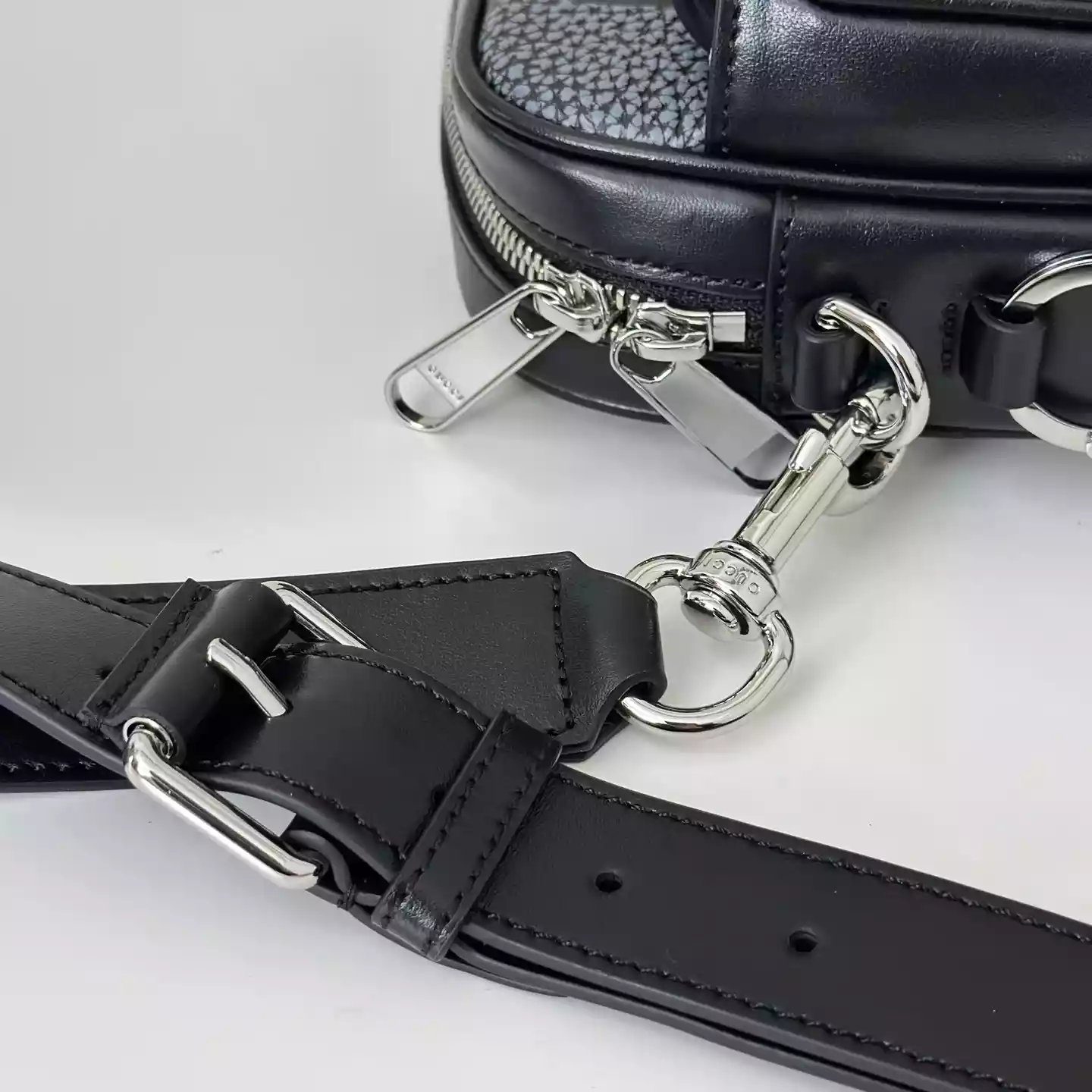 GG jumbo small crossbody bag in grey and black GG leather - BG077 GG jumbo small crossbody bag in grey and black GG leather