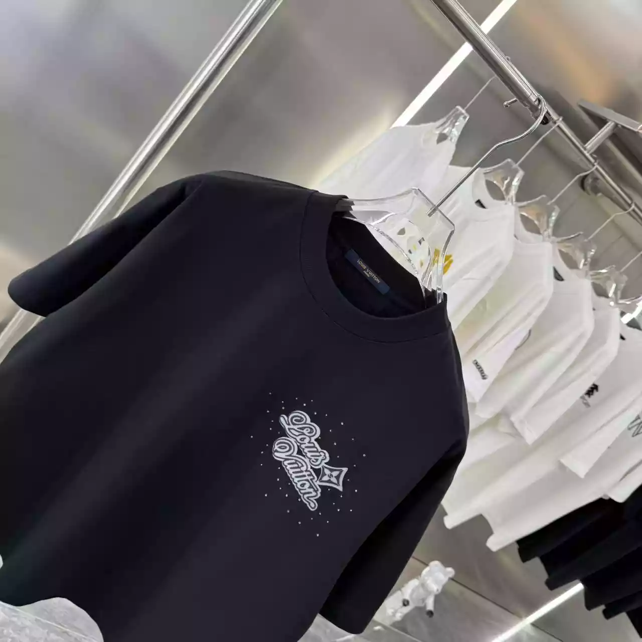 LV Premium Short Sleeve T-shirt In Black - LVTS087 LV Premium Short Sleeve T-shirt In Black