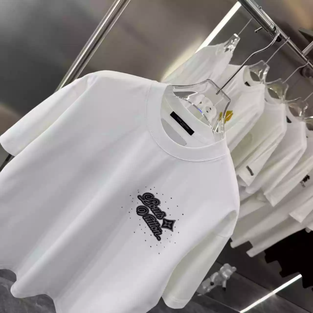 LV Premium Short Sleeve T-shirt In White - LVTS088 LV Premium Short Sleeve T-shirt In White