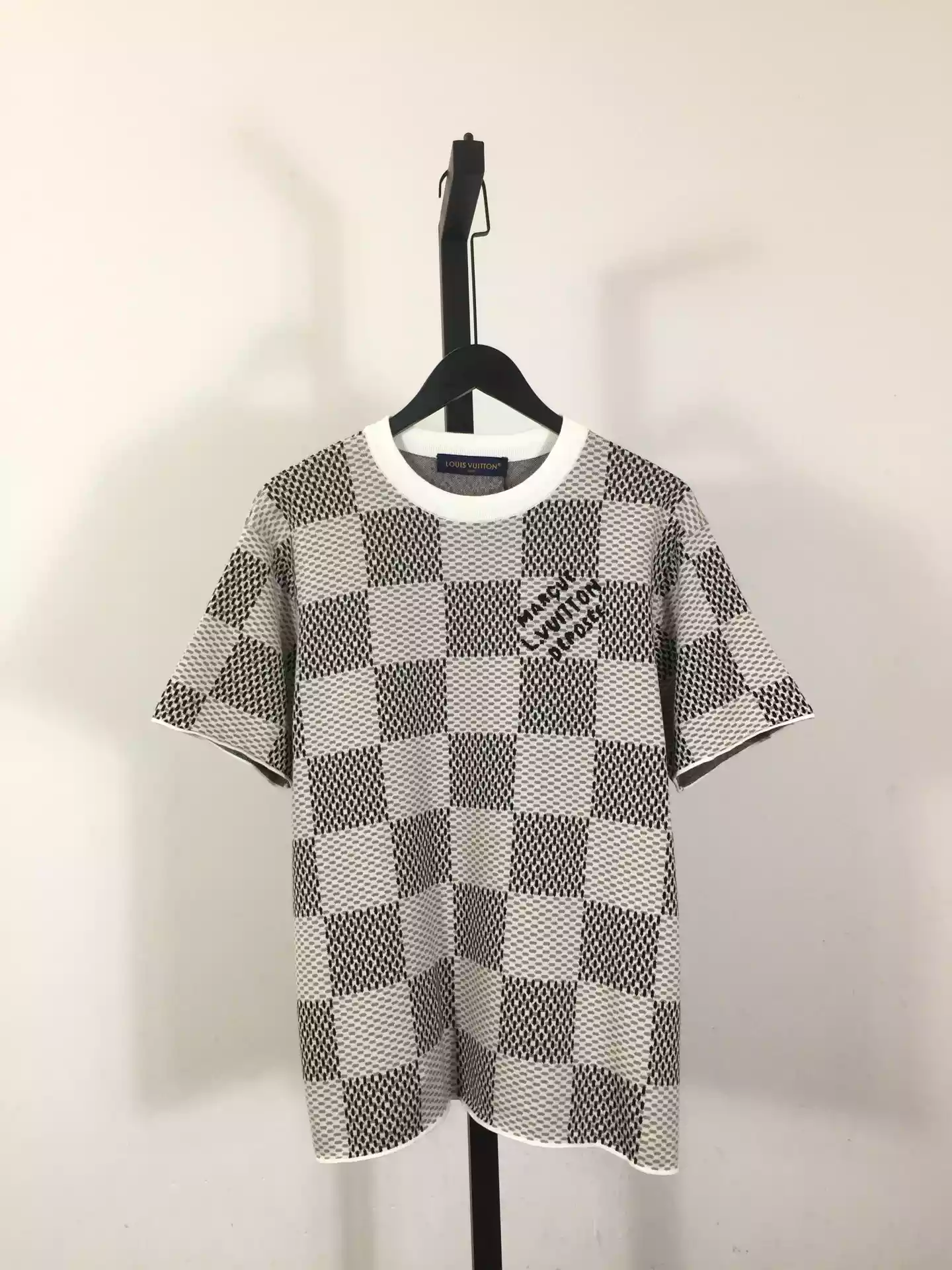 Damier Jacquard Short-Sleeved Crewneck - LVTS089 Damier Jacquard Short-Sleeved Crewneck - LVTS089