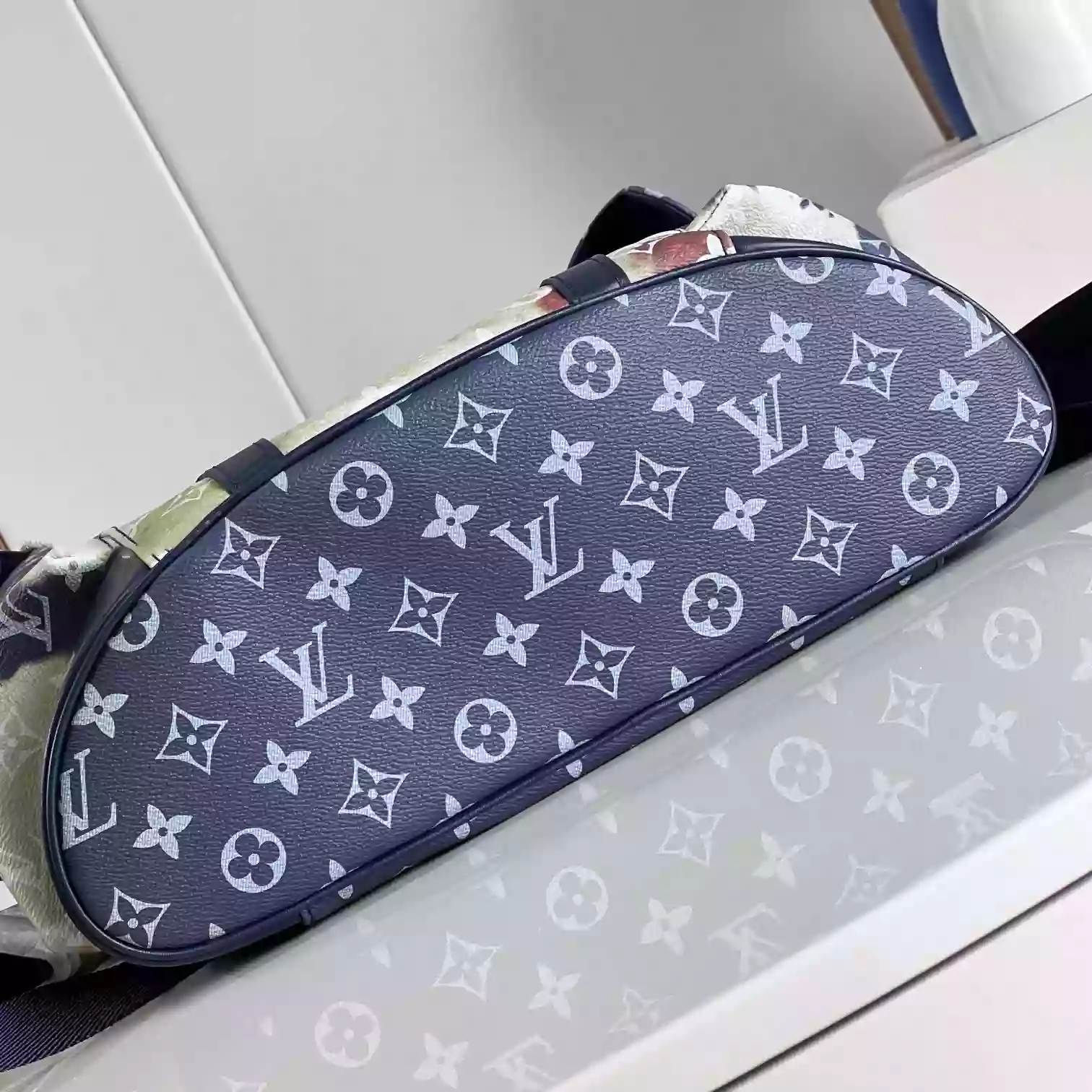 CHRISTOPHER BACKPACK MONOGRAM ECLIPSE M46805 - LW347 DISCOVERY BACKPACK PM SKY BLUE MONOGRAM CANVAS