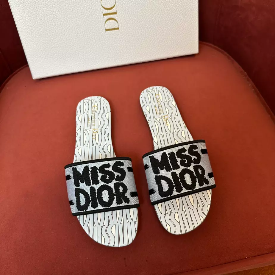 DIOR DWAY SLIDE - DS023