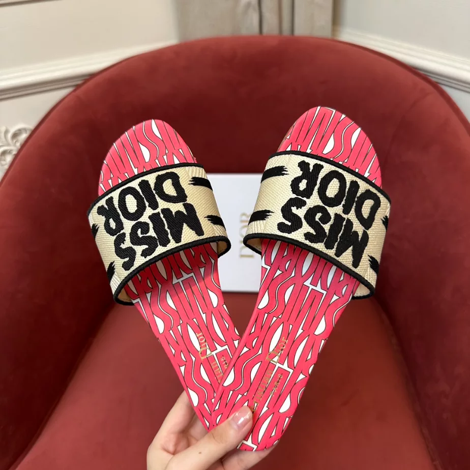 DIOR DWAY SLIDE - DS027