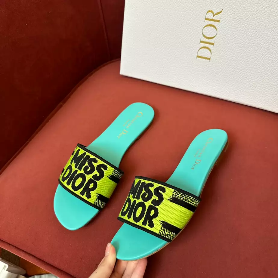 DIOR DWAY SLIDE - DS029