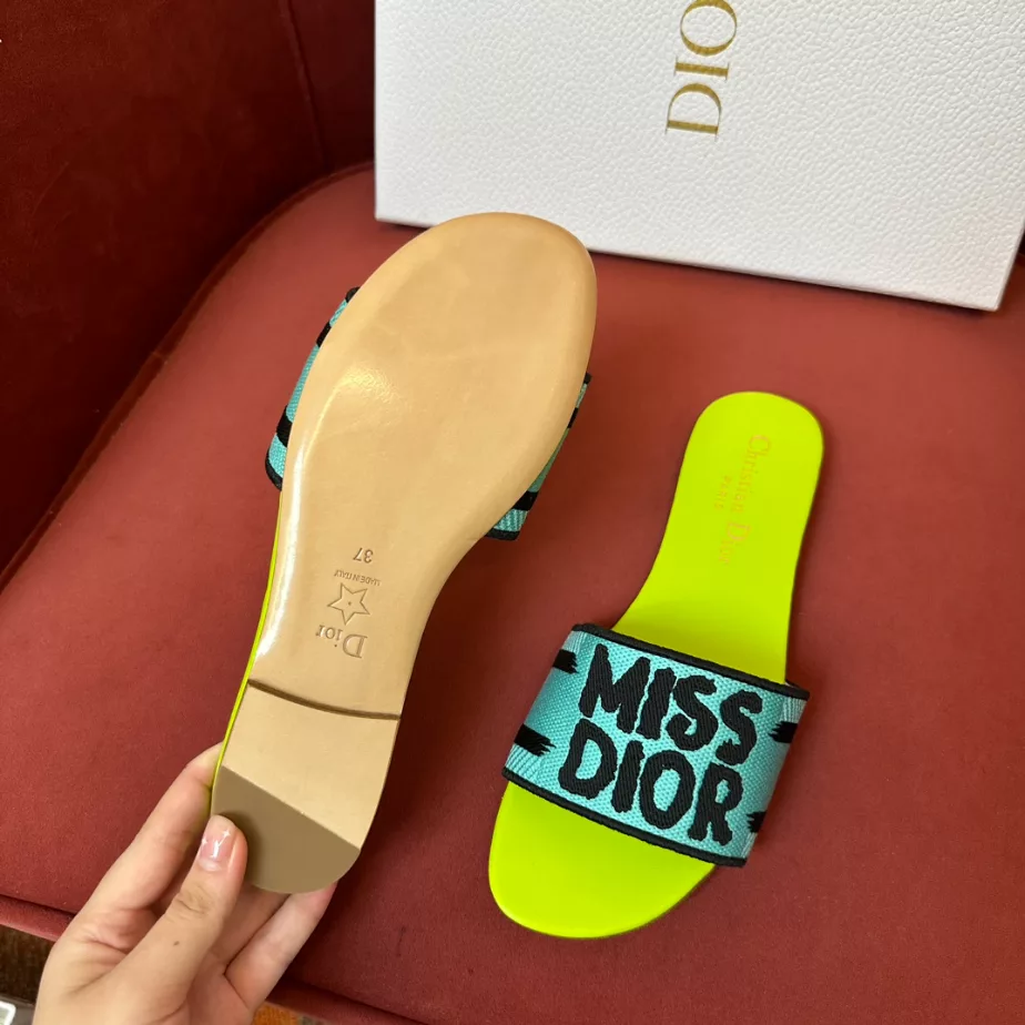 DIOR DWAY SLIDE - DS031