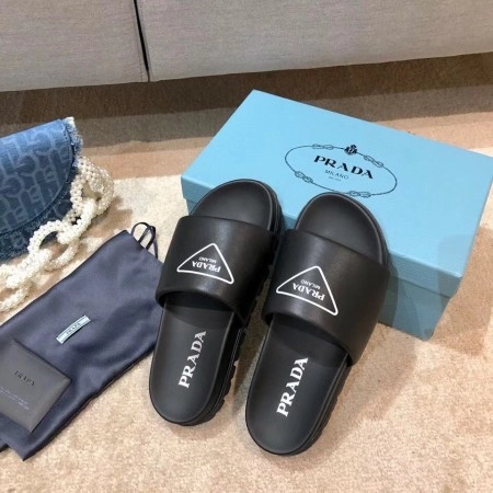 PRADA BLACK LEATHER SLIDES WITH PRINTED TRIANGLE LOGO - PSD088