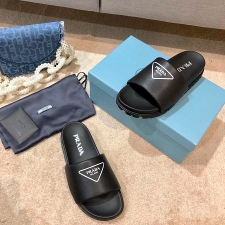 PRADA BLACK LEATHER SLIDES WITH PRINTED TRIANGLE LOGO - PSD088