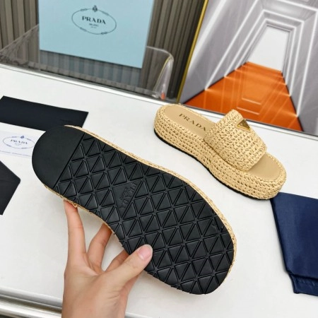 PRADA CROCHET FLATFORM SLIDES IN BEIGE RAFFIA-EFFECT YARN - PSD070