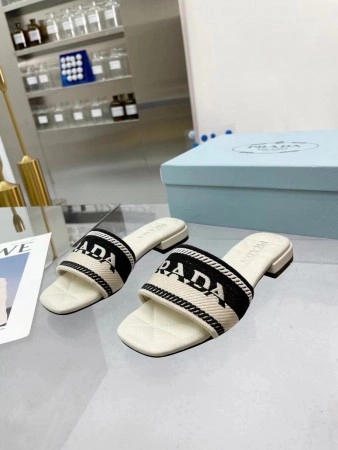 PRADA WOMEN'S EMBROIDERED FABRIC SLIDES - PSD084