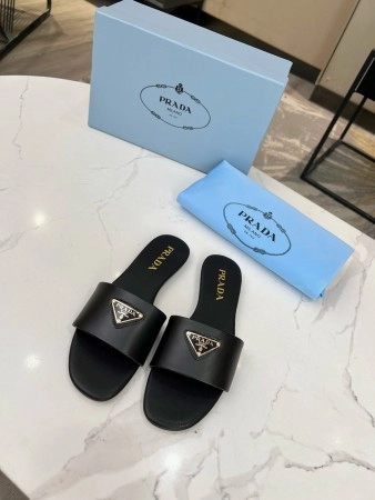 PRADA WOMEN'S SLIDES IN BLACK SMOOTH LEATHER - PSD071
