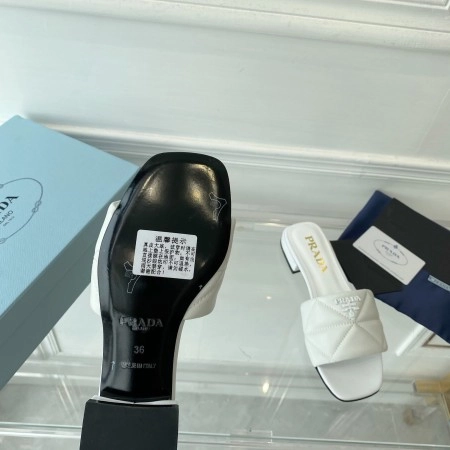 PRADA WOMEN'S SLIDES SANDALS IN WHITE NAPPA LEATHER - PSD077