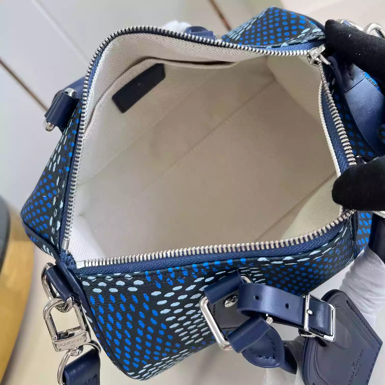 SPEEDY 25 BANDOULIERE BLUE DAMIER HERITAGE CANVAS N40691 - LW432 DISCOVERY BACKPACK PM SKY BLUE MONOGRAM CANVAS