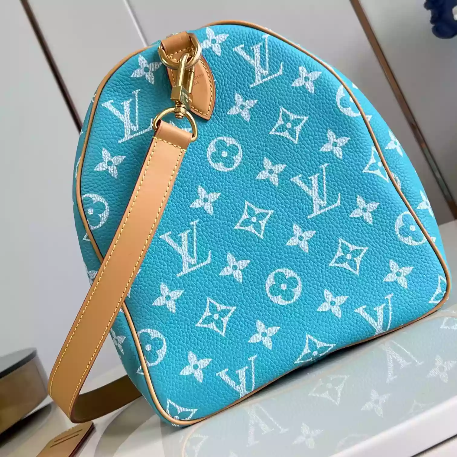 SPEEDY P9 BANDOULIERE 40 TURQUOISE M11564 - LW357 DISCOVERY BACKPACK PM SKY BLUE MONOGRAM CANVAS