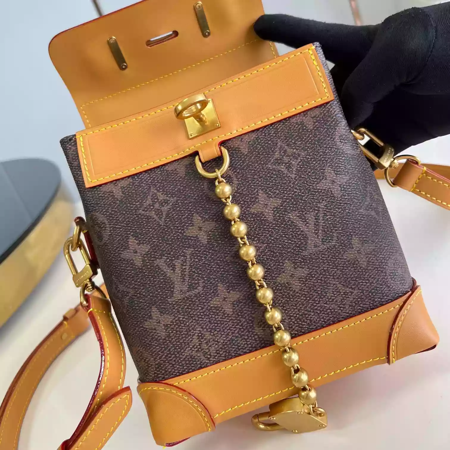 STEAMER 15 BROWN MONOGRAM DUST CANVAS M11630 - LW436 DISCOVERY BACKPACK PM SKY BLUE MONOGRAM CANVAS