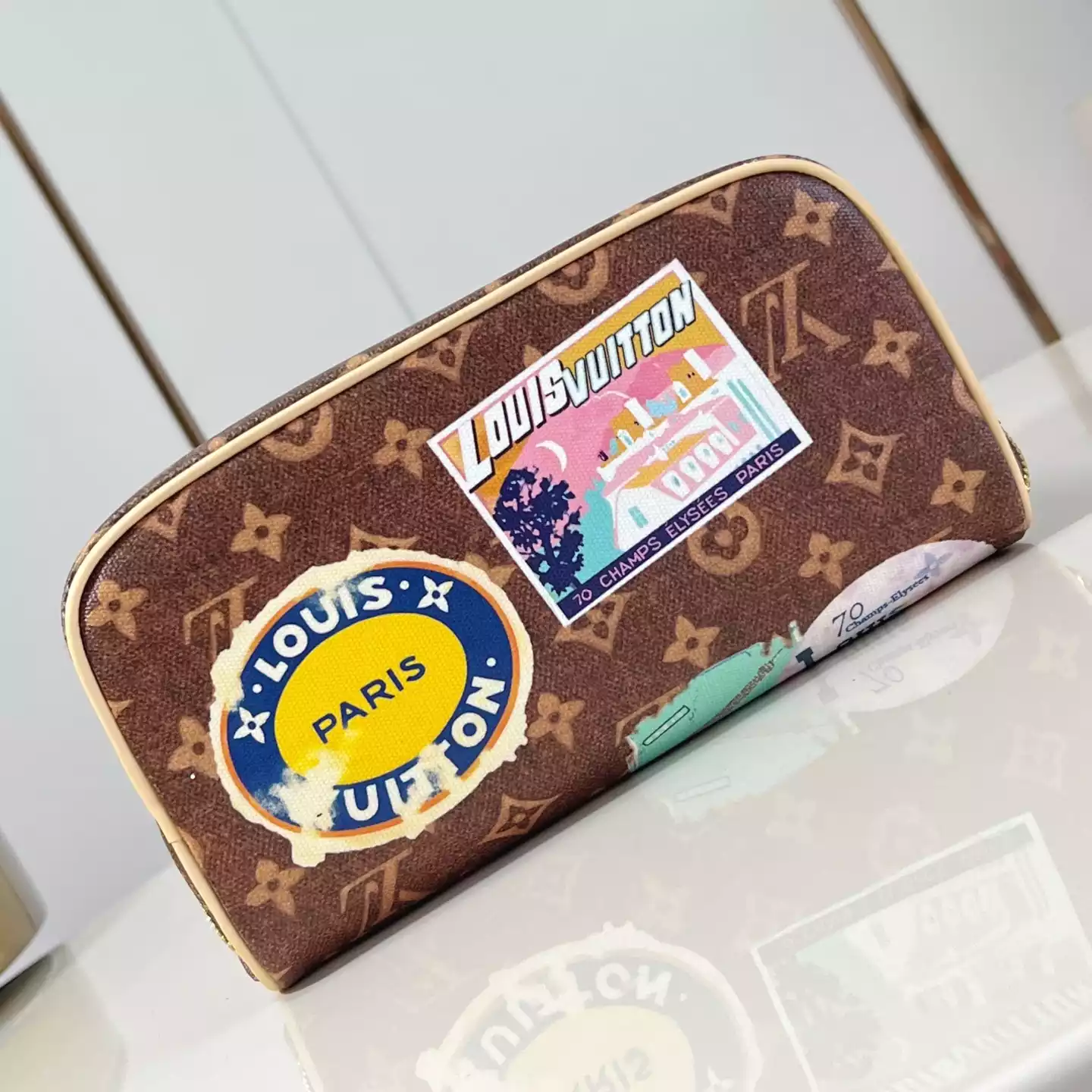 TOILETRY BAG 2 COMPARTMENTS BROWN MONOGRAM CANVAS M14744 - LW394 DISCOVERY BACKPACK PM SKY BLUE MONOGRAM CANVAS