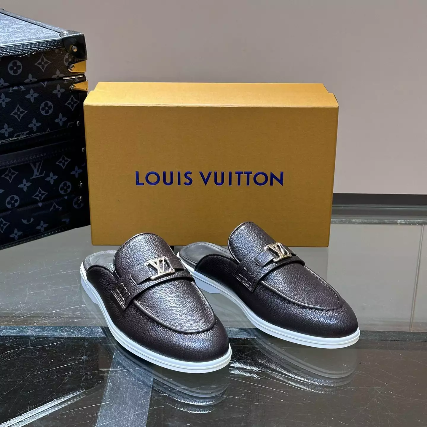 ESTATE OPEN BACK LOAFERS IN BLACK - VL058