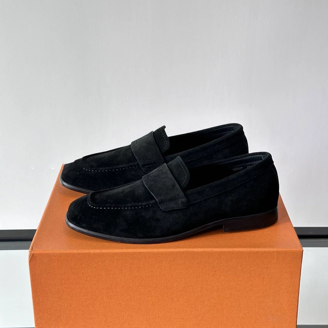 GLOVE LOAFERS IN BLACK - VL056
