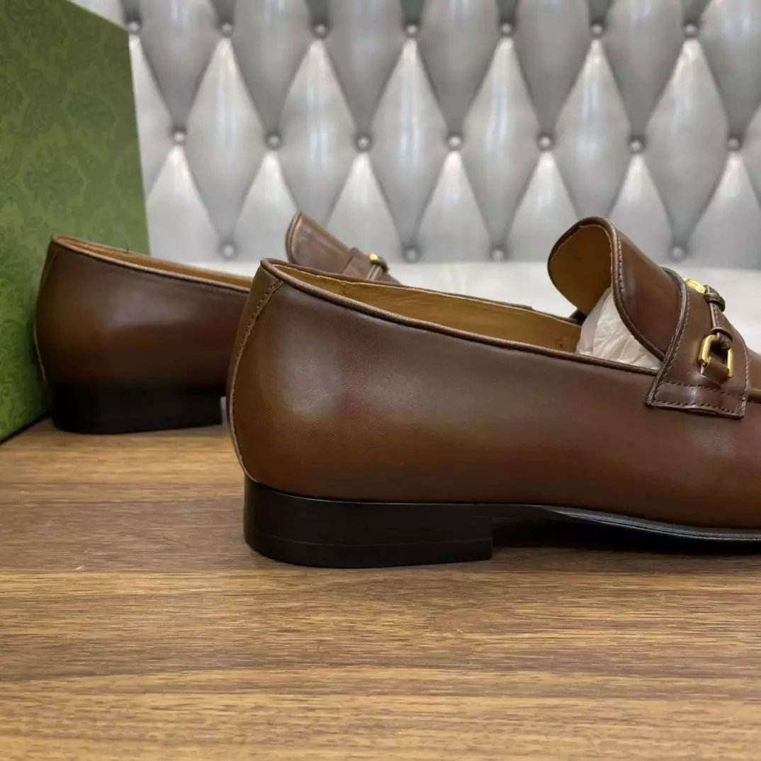 LEATHER LOAFERS WITH INTERLOCKING G IN BROWN - GL112