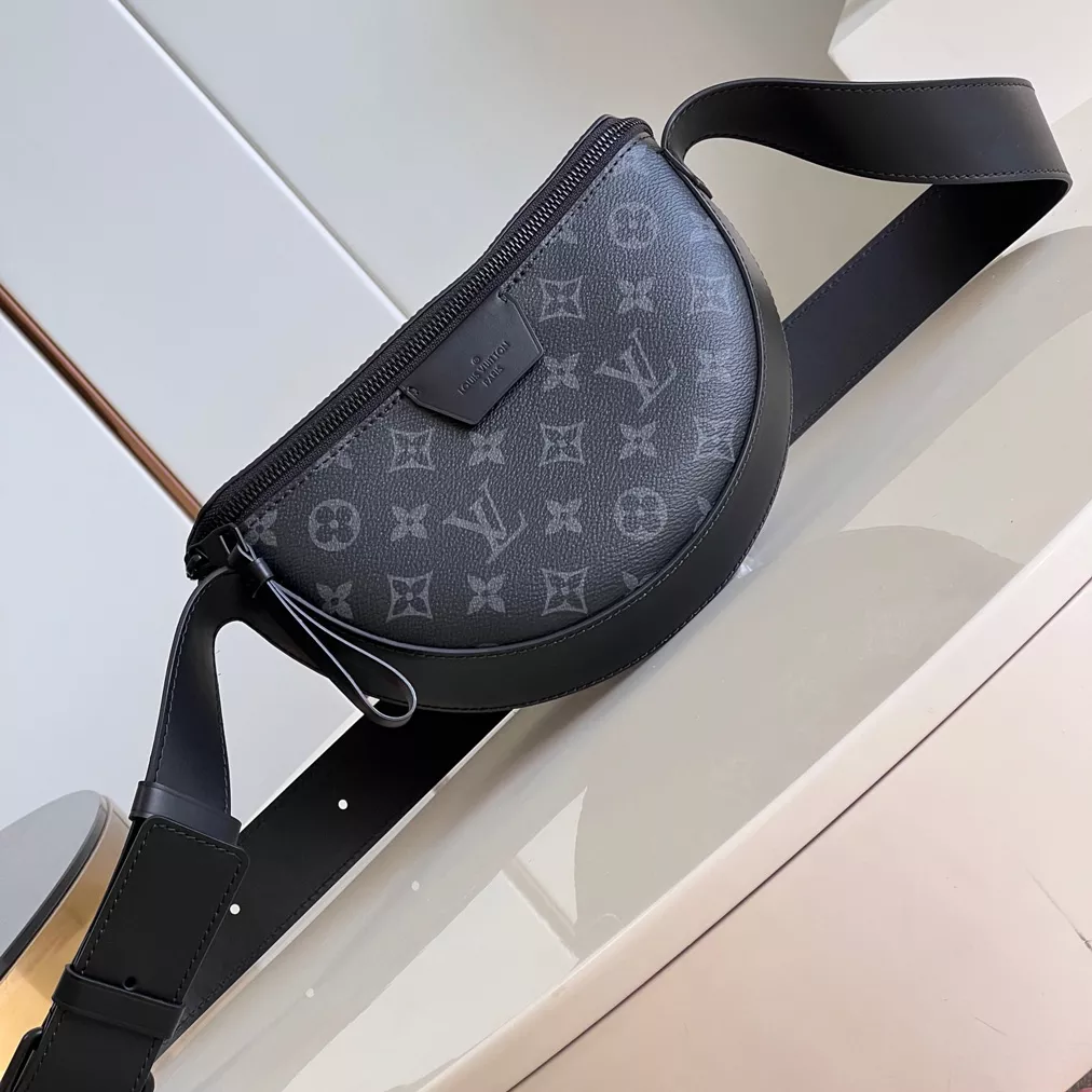 LV MOON CROSSBODY BAG MONOGRAM ECLIPSE CANVAS M23835 - LW451 DISCOVERY BACKPACK PM SKY BLUE MONOGRAM CANVAS