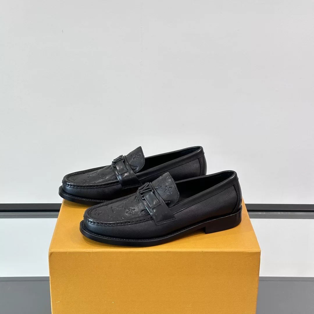 MAJOR LOAFERS IN BLACK - VL036