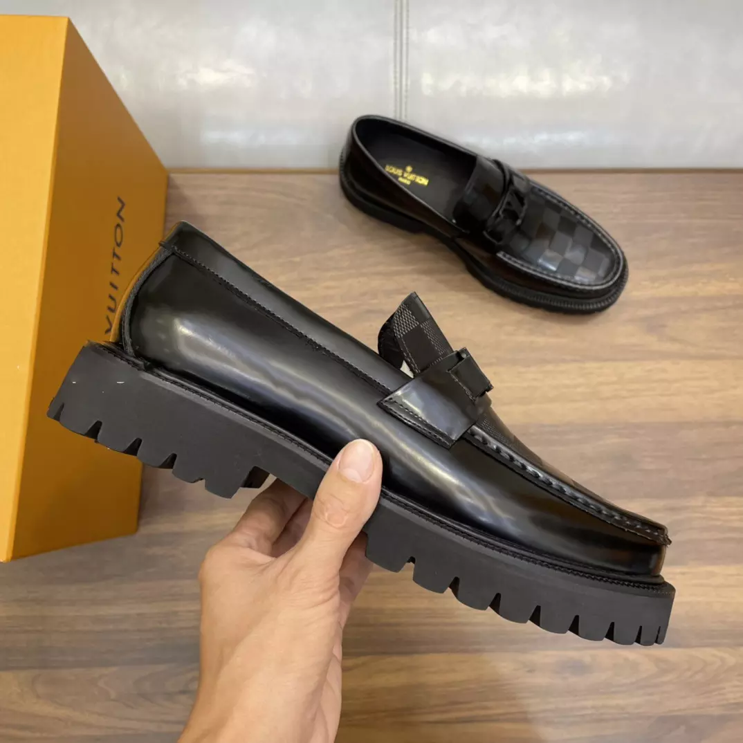 MAJOR LOAFERS IN BLACK - VL047