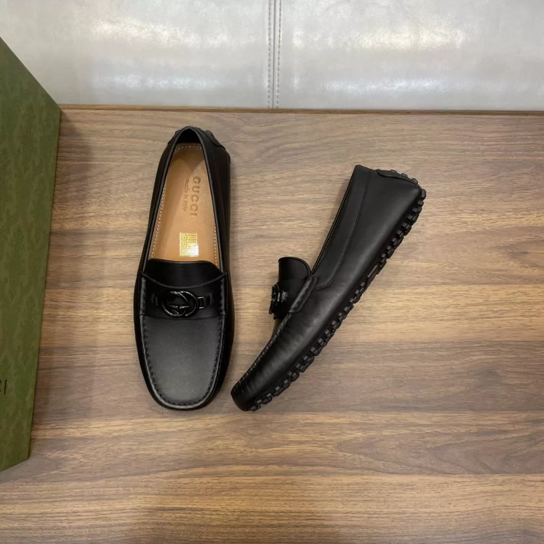 MEN'S INTERLOCKING G DRIVER BLACK LEATHER - GL106