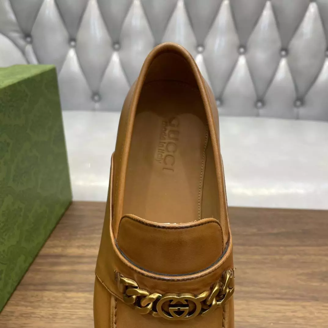 MEN'S LEATHER LOAFERS WITH INTERLOCKING G IN BROWN - GL110