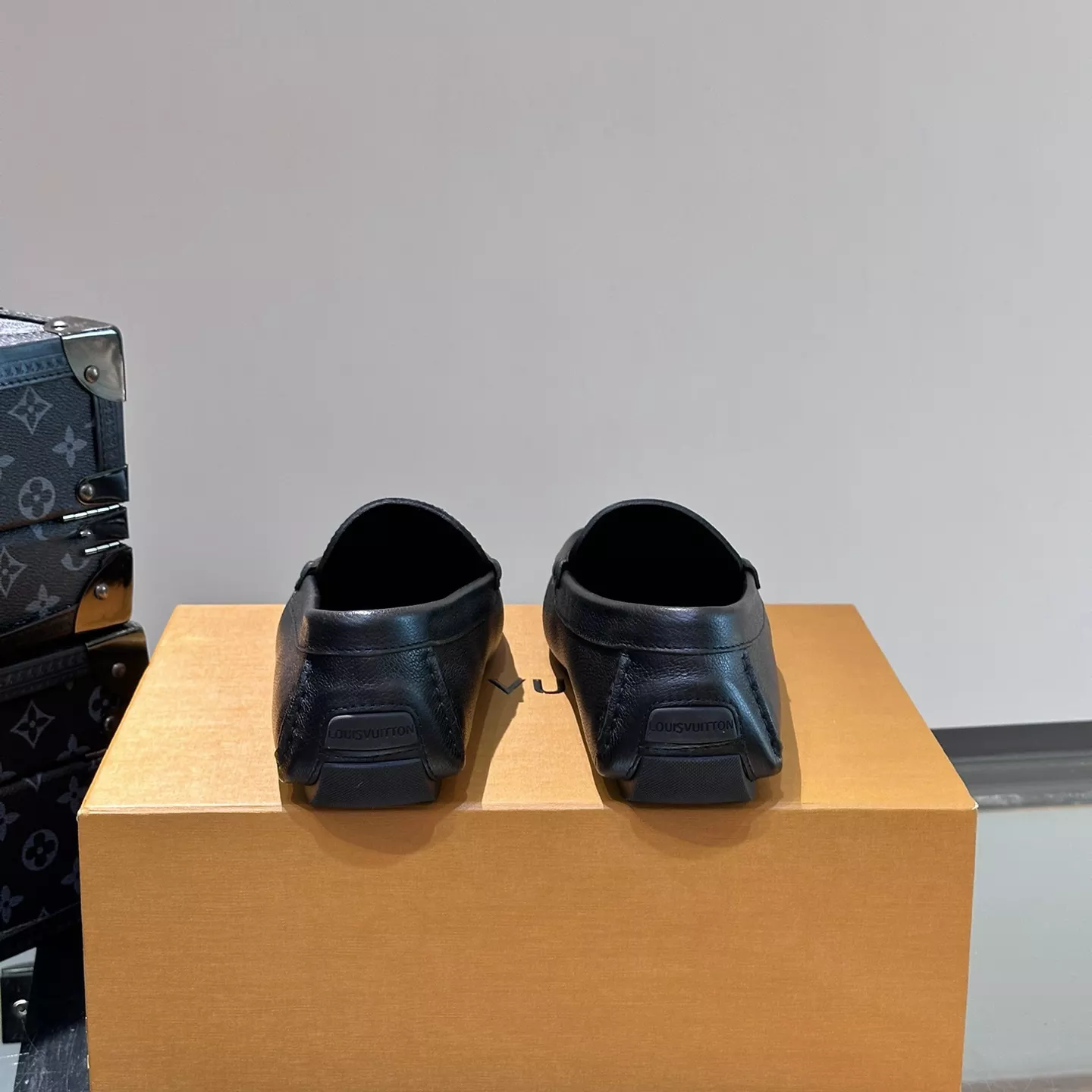 MONTE CARLO MOCCASIN IN BLACK - VL045