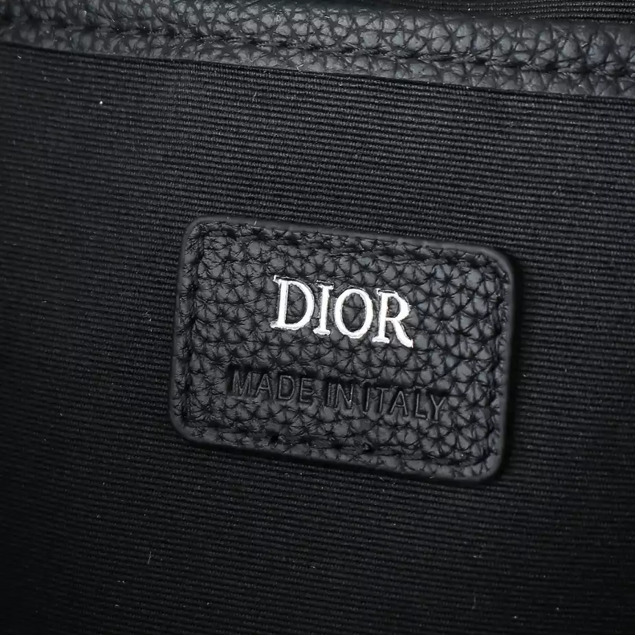 DIOR HIT THE ROAD BACKPACK WITH FLAP - DIO052
