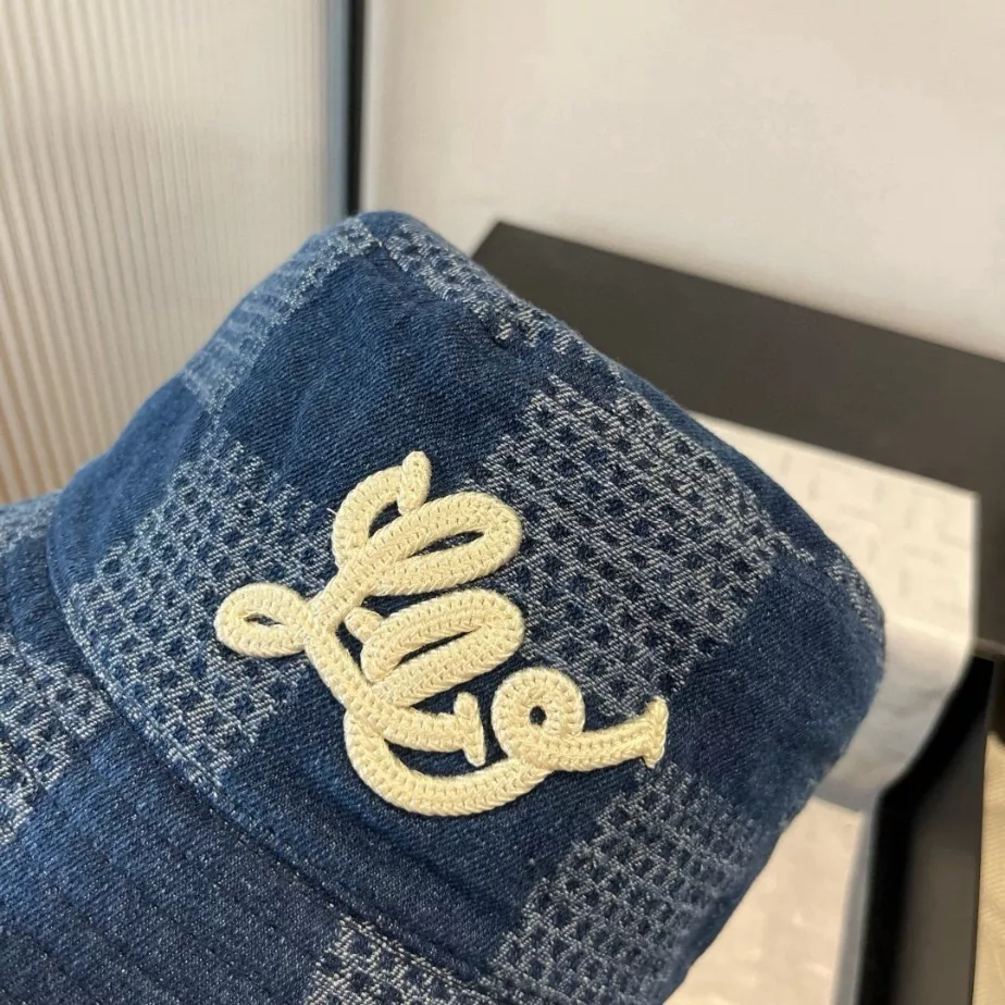 Louis Vuitton Bucket