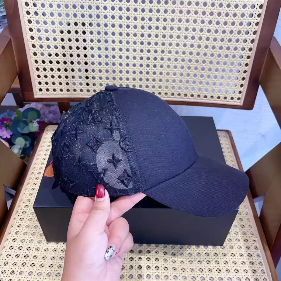 Louis Vuitton Caps