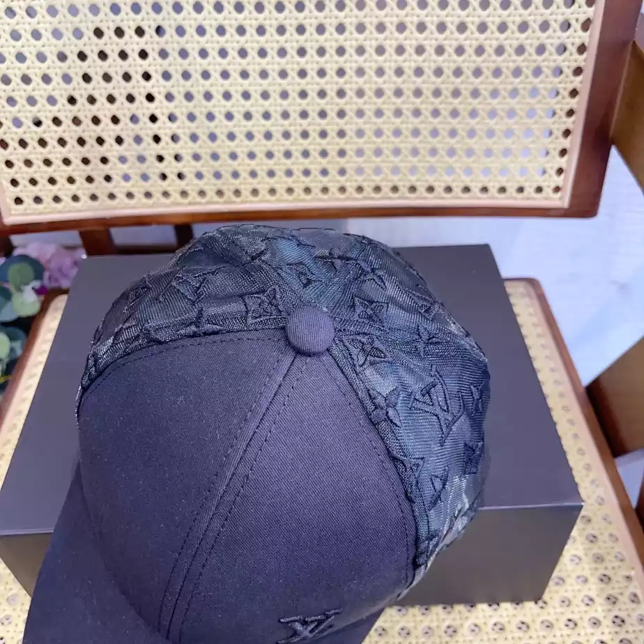 Louis Vuitton Caps