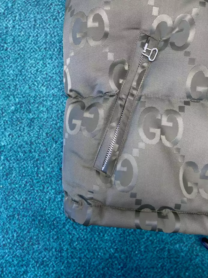 GUCCI Black Hooded Jacket - GCJ053