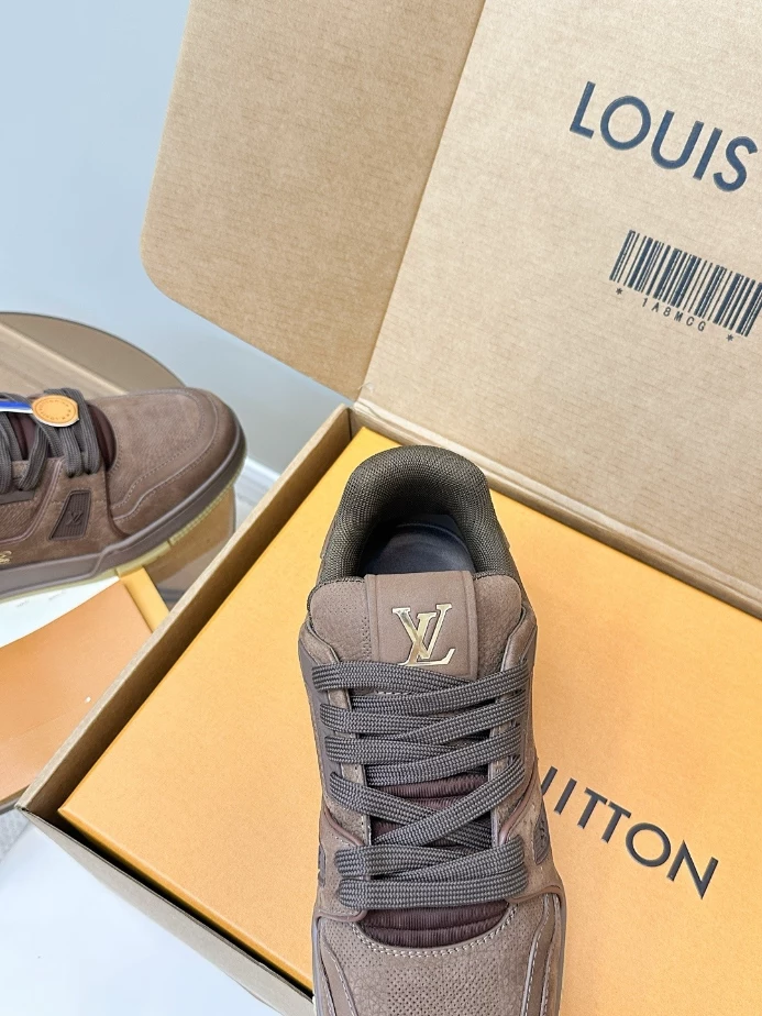 LV SKATE SNEAKERS