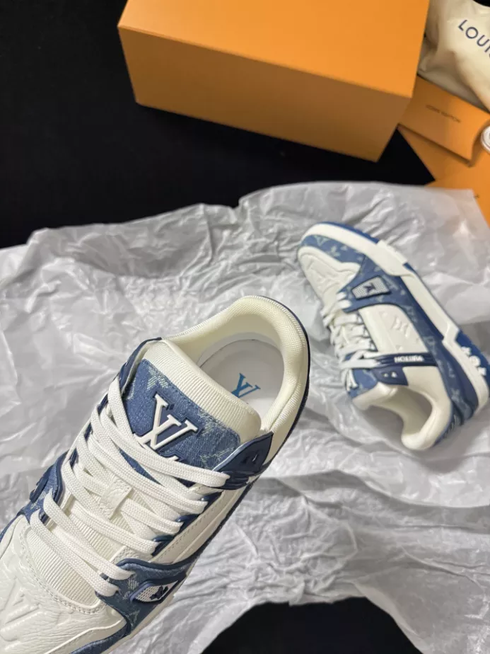 LV SKATE SNEAKERS