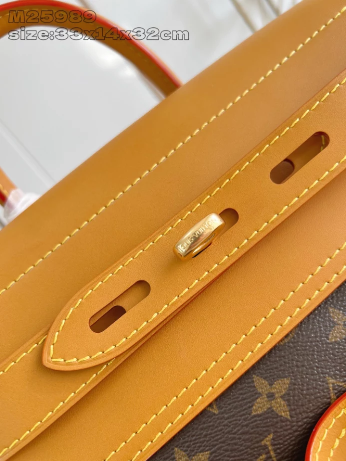 LOUIS VUITTON STEAMER 30 MONOGRAM ARCHIVE - LW458 DISCOVERY BACKPACK PM SKY BLUE MONOGRAM CANVAS